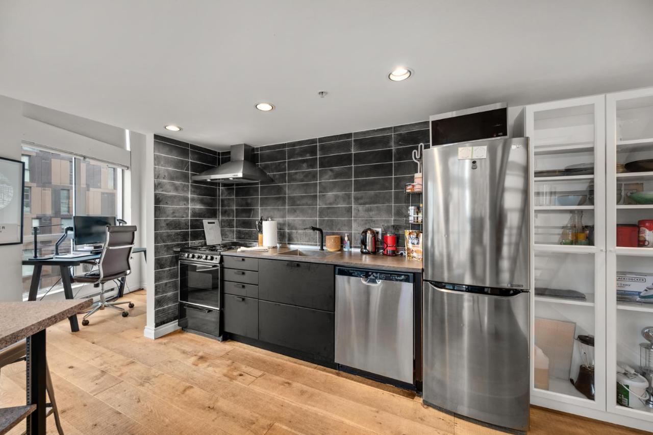 Rare Find Loft With Full Kitchen At Heart Of Downtown Διαμέρισμα Βανκούβερ Εξωτερικό φωτογραφία